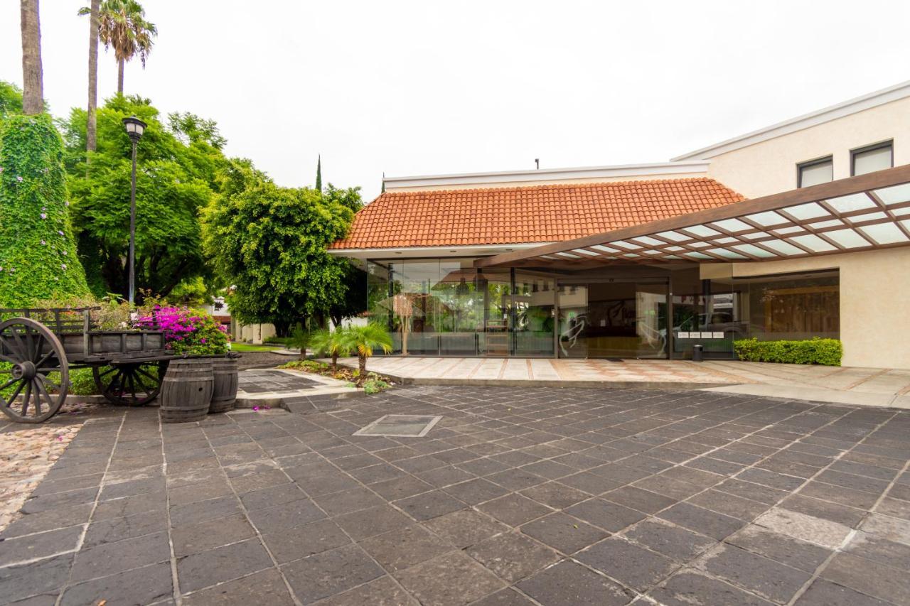 Hotel Flamingo Inn Queretaro Exterior photo